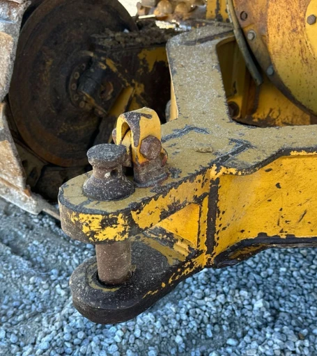 2011 Caterpillar D6T XL dozer