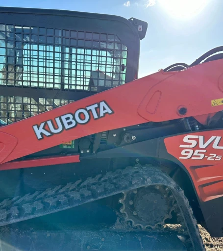 2019 Kubota SVL95-2S tracked skid steer loader