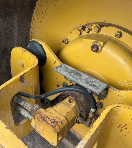 2008 Caterpillar CS56 single drum vibratory roller