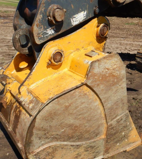 2011 John Deere 200DLC  excavator