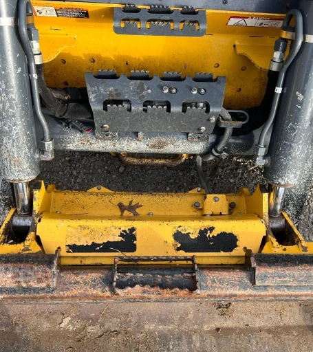 2019 John Deere 333G  tracked skid steer loader