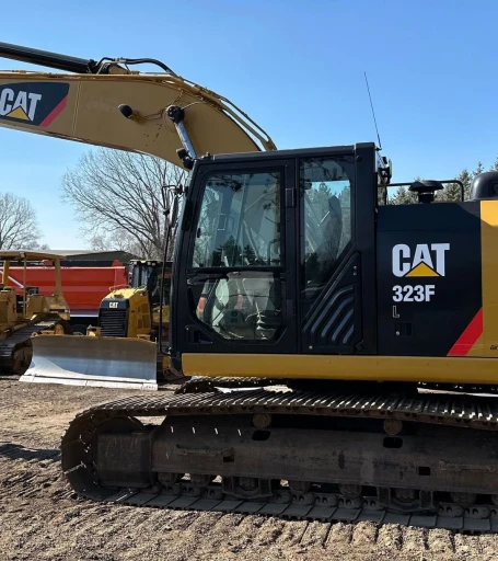 2015 Caterpillar 323FL excavator