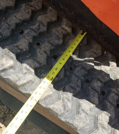 2013 Kubota SVL75 skid steer 2