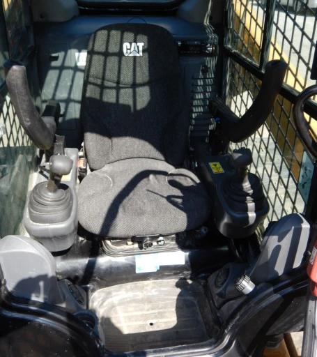 2018 Caterpillar 299D2 skid steer