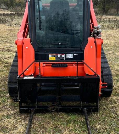 2021 Kubota SVL75-2 tracked skid steer loader