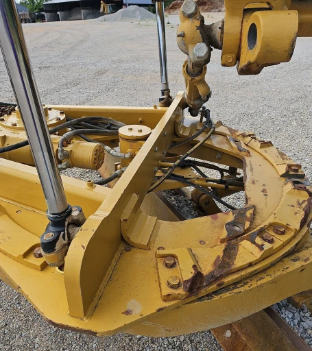 2013 Caterpillar 12M2 VHP Plus motor grader
