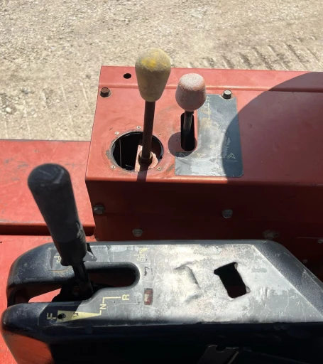 2006 Ditch Witch HT185 cable plow