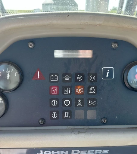 2013 John Deere 1050J Dozer