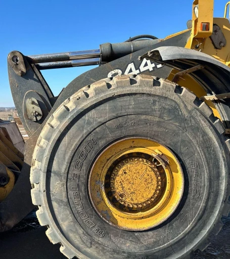 2006 John Deere 844J wheel loader