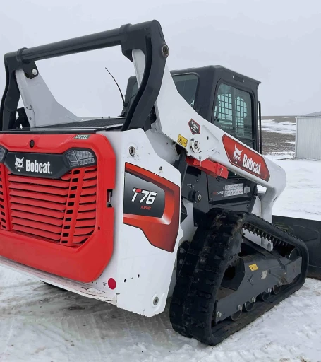 Bobcat T76 R-Series Compact Track Loader