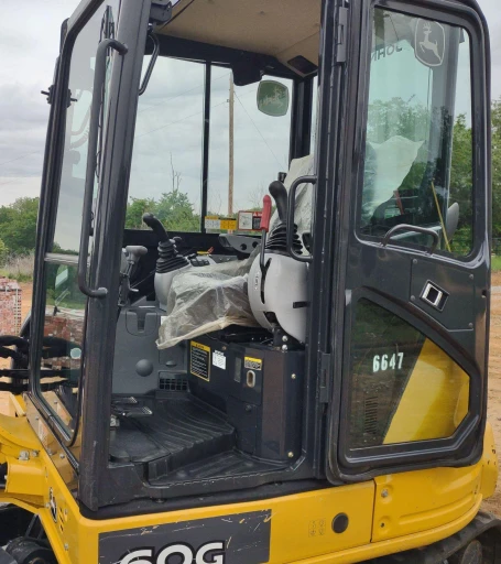 2020 John Deere 60G  mini excavator
