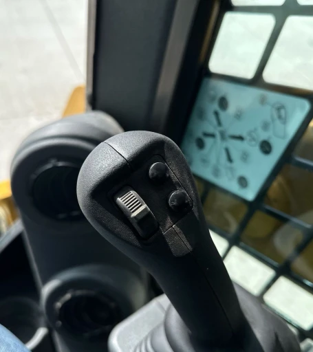 2022 Caterpillar 259D3 tracked skid steer loader