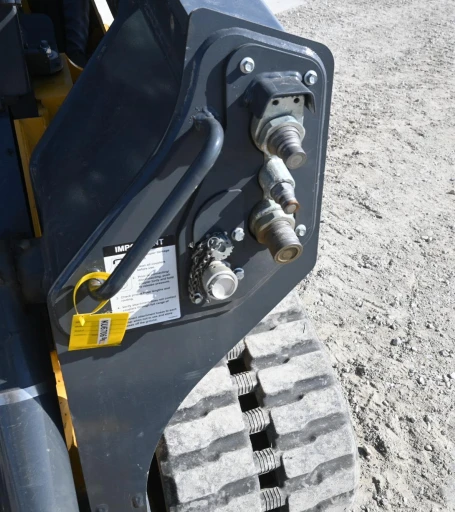 2022 John Deere 331G compact track loader