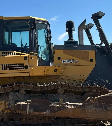 2013 John Deere 1050J Dozer