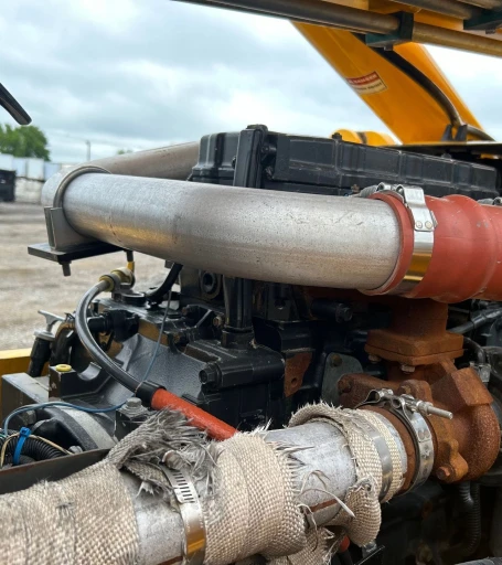 2010 Pettibone 944 telehandler