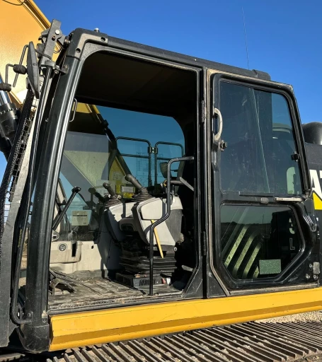 2018 Caterpillar 326F L excavator