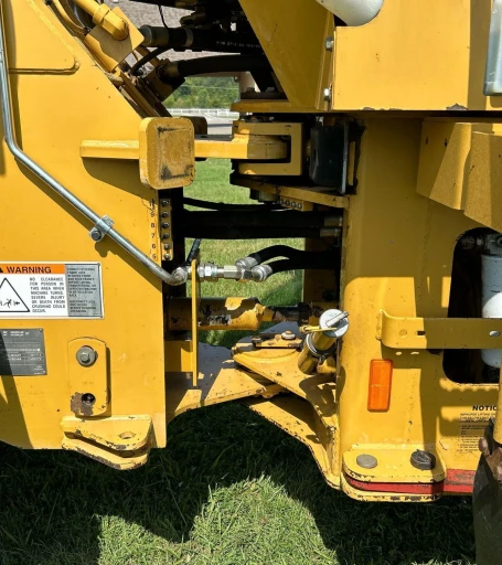 2001 Caterpillar 924G wheel loader