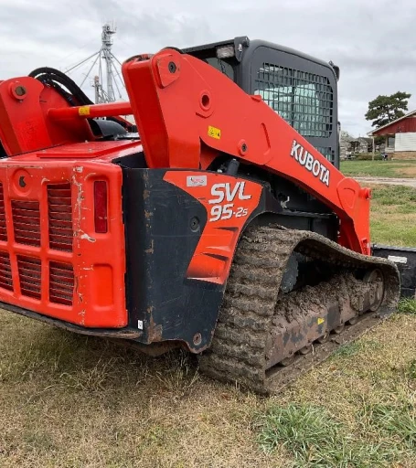 2018 Kubota SLV95-2s