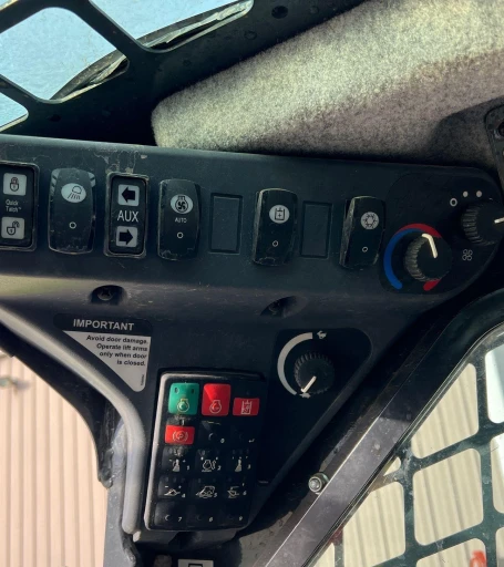 2019 John Deere 333G  tracked skid steer loader