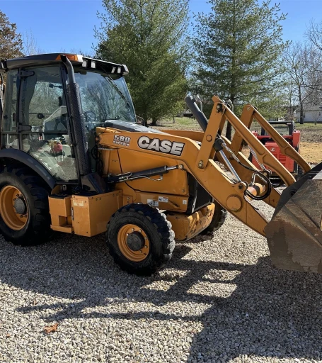 2018 CASE 580SN Backhoe