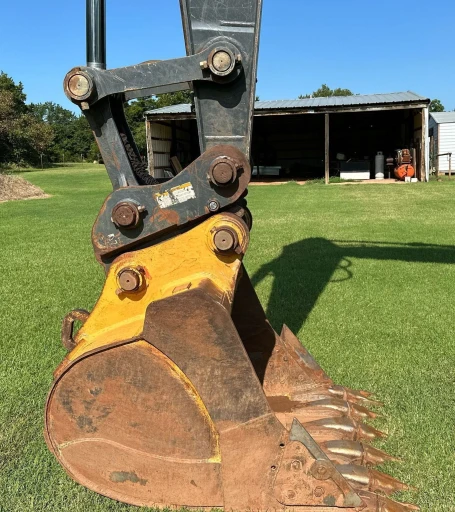2014 John Deere 250G LC excavator