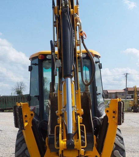 2016 JCB 3CX-15 backhoe
