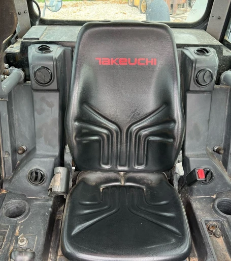 2020 Takeuchi TL12R2 tracked skid steer loader