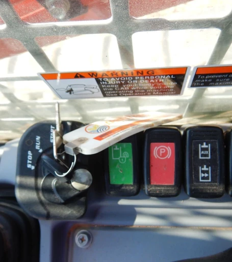 2021 Kubota SVL75-2  tracked skid steer loader