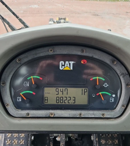 2015 Caterpillar 963D track loader