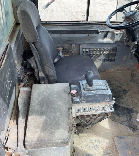 2000 Caterpillar D300E Series II water wagon
