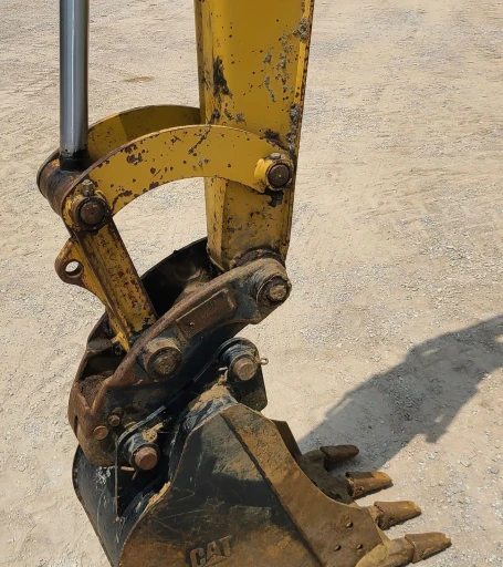 2011 Caterpillar 305.5D CR mini excavator