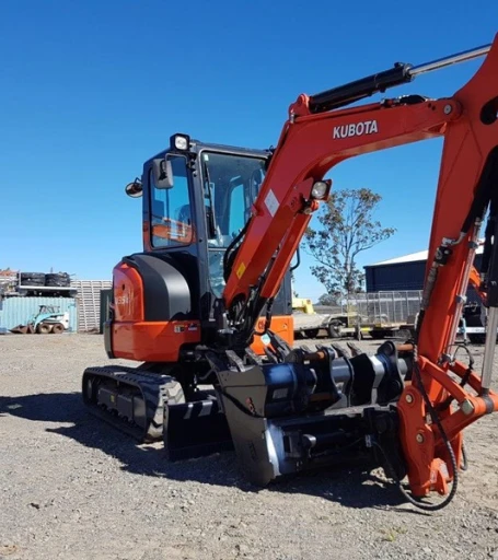 2017 KUBOTA U35-4R3