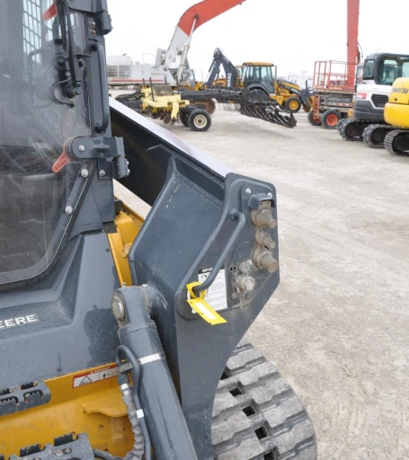 2022 John Deere 331G Compact Track Loader