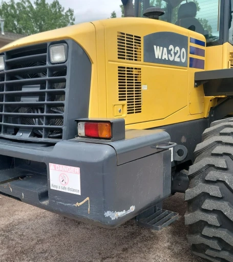 2005 Komatsu WA320 wheel loader