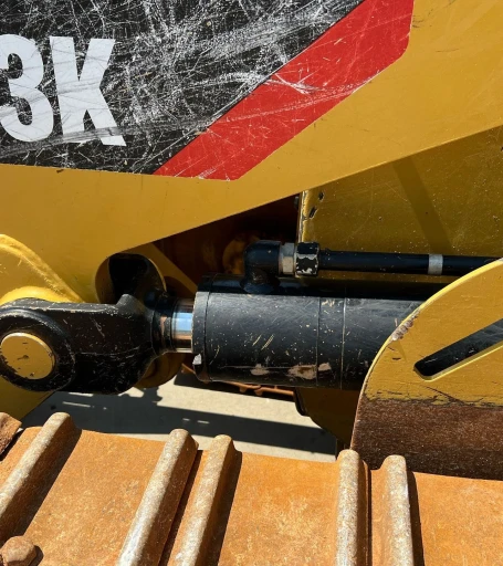 2016 Caterpillar 963K track loader