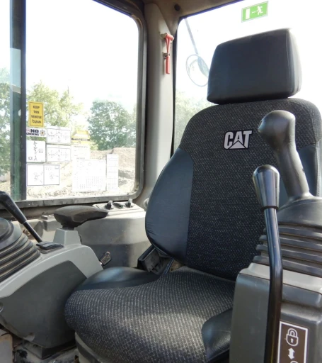 2017 Caterpillar 303.5 E2 mini excavator