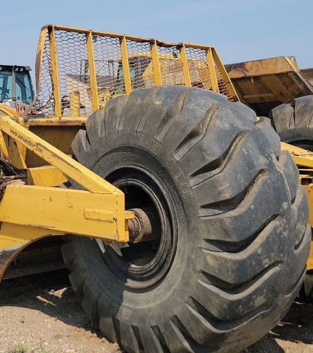 Volvo T450D 4WD scraper tractor