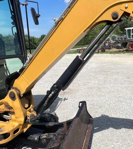 2016 Caterpillar 303E Mini Excavator
