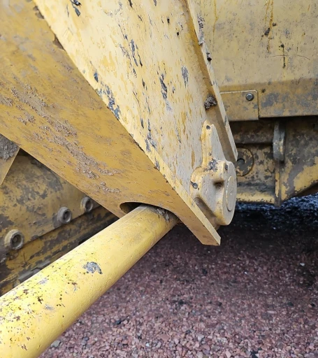 2015 Caterpillar 963D track loader