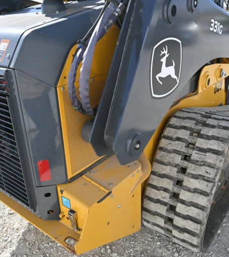 2022 John Deere 331G compact track loader