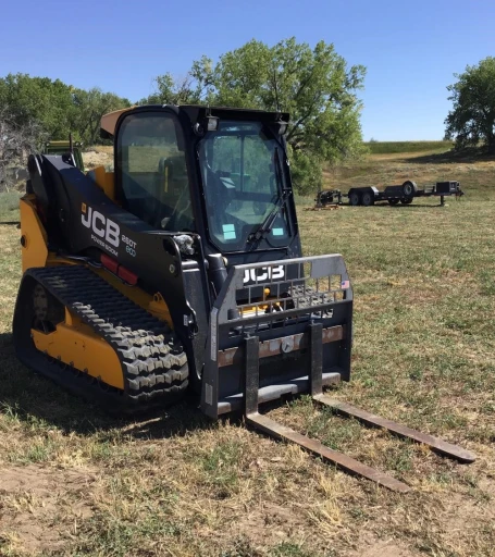 2015 JCB 260T Skid Steer Track Loader