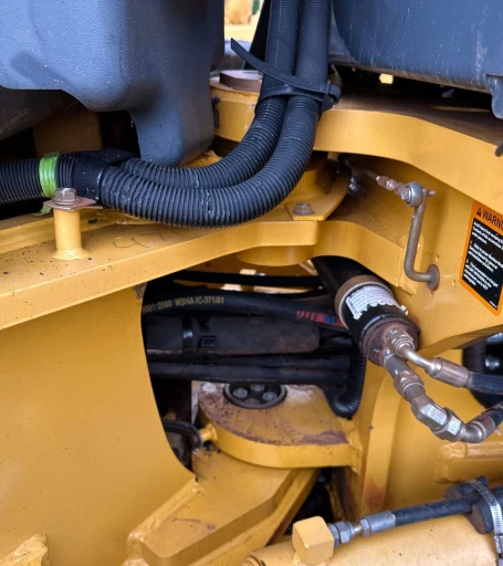 2013 John Deere 772GP motor grader
