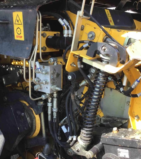 2016 New Holland FR850 Self-Propelled Forage Harvester