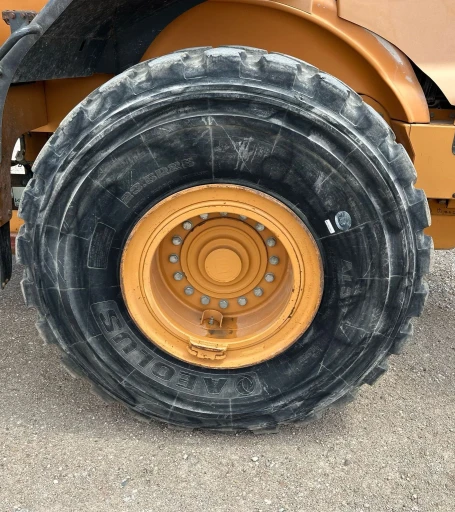 2011 Case 821F wheel loader