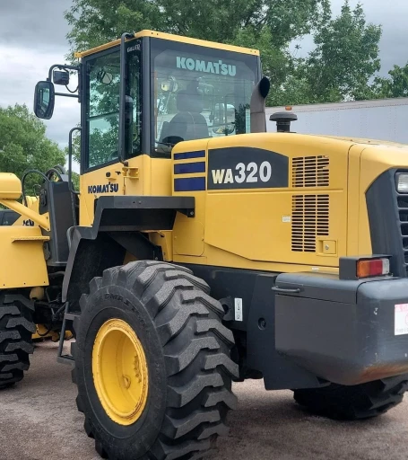 2005 Komatsu WA320 wheel loader