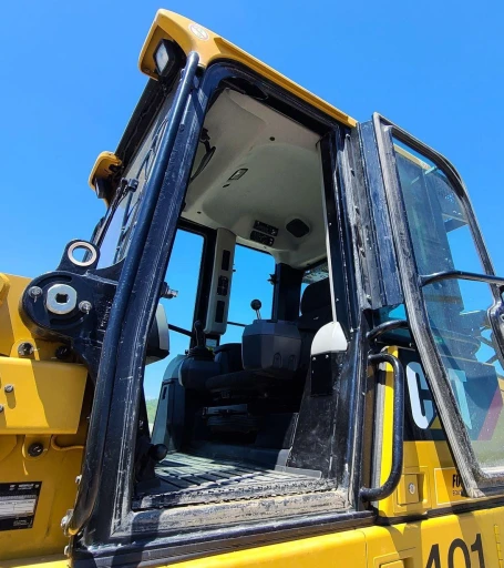 2018 Caterpillar 963K track loader
