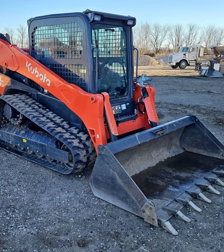 2022 Kubota SVL97-2 tracked skid steer loader