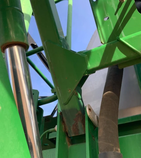 2011 John Deere 4730 Self-Propelled Sprayer