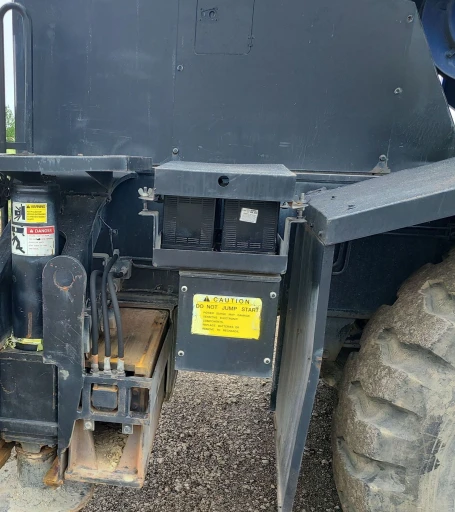 2011 Tadano GR300XL crane