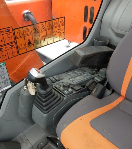 2014 Doosan DX140LCR excavator
